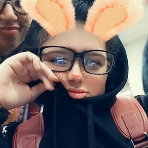 Meet your Posher, Charisma